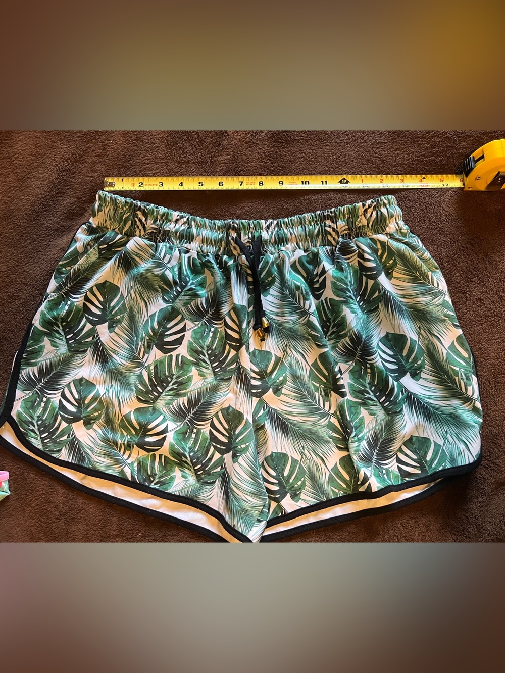 Jess Lea monstera leaf drawstring athletic shorts with pockets 2X